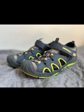 Sandale fermer , merrell, 3 ans